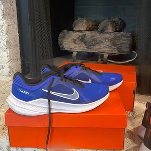 Nike shoes men’s size 12